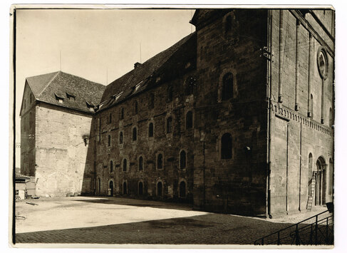 preview Guxhagen: ehem. Benediktinerklosterkirche Breitenau, Ansicht von Nordwesten (Foto vor 1920)